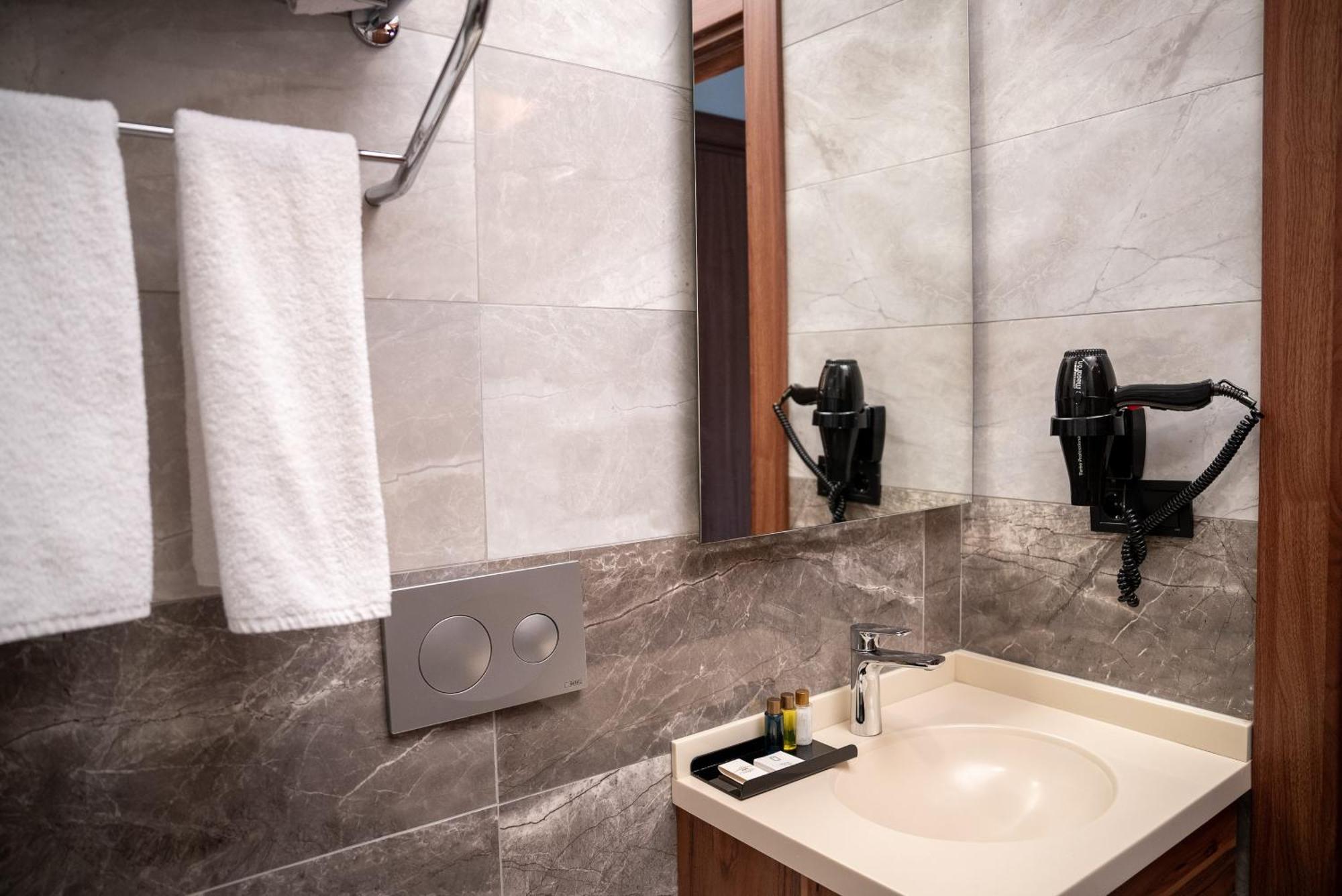איסטמבול Mari Suites Hotel מראה חיצוני תמונה