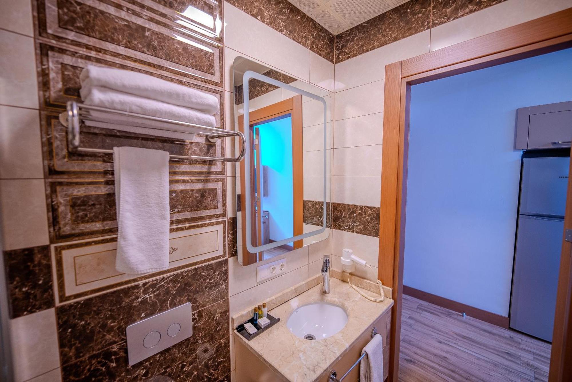 איסטמבול Mari Suites Hotel מראה חיצוני תמונה